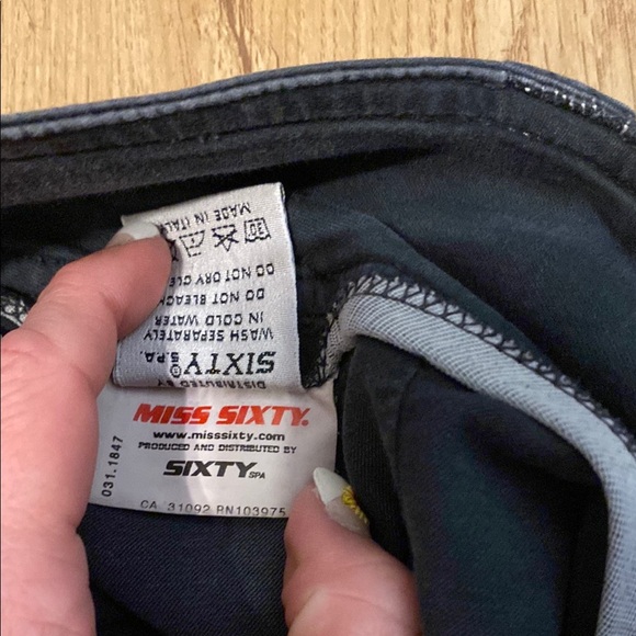 Miss Sixty High Rise Black Jeans with Contrasting Stitching - Picture 9 of 17